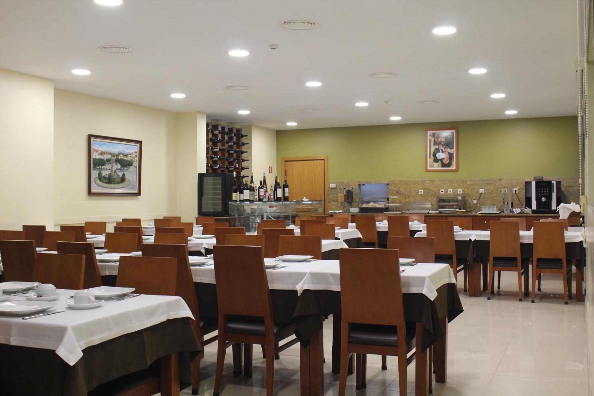Hotel Dom Afonso - Monção מראה חיצוני תמונה